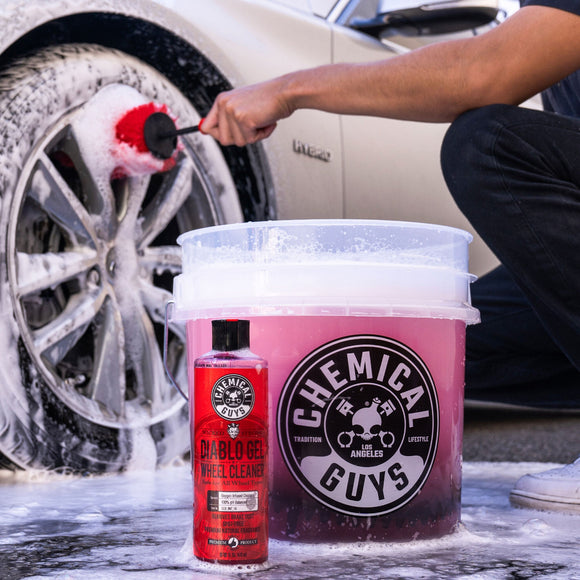 Chemical Guys  Heavy Duty Ultra Clear Detailing Bucket, 4.25 Gal - MODE Auto Concepts
