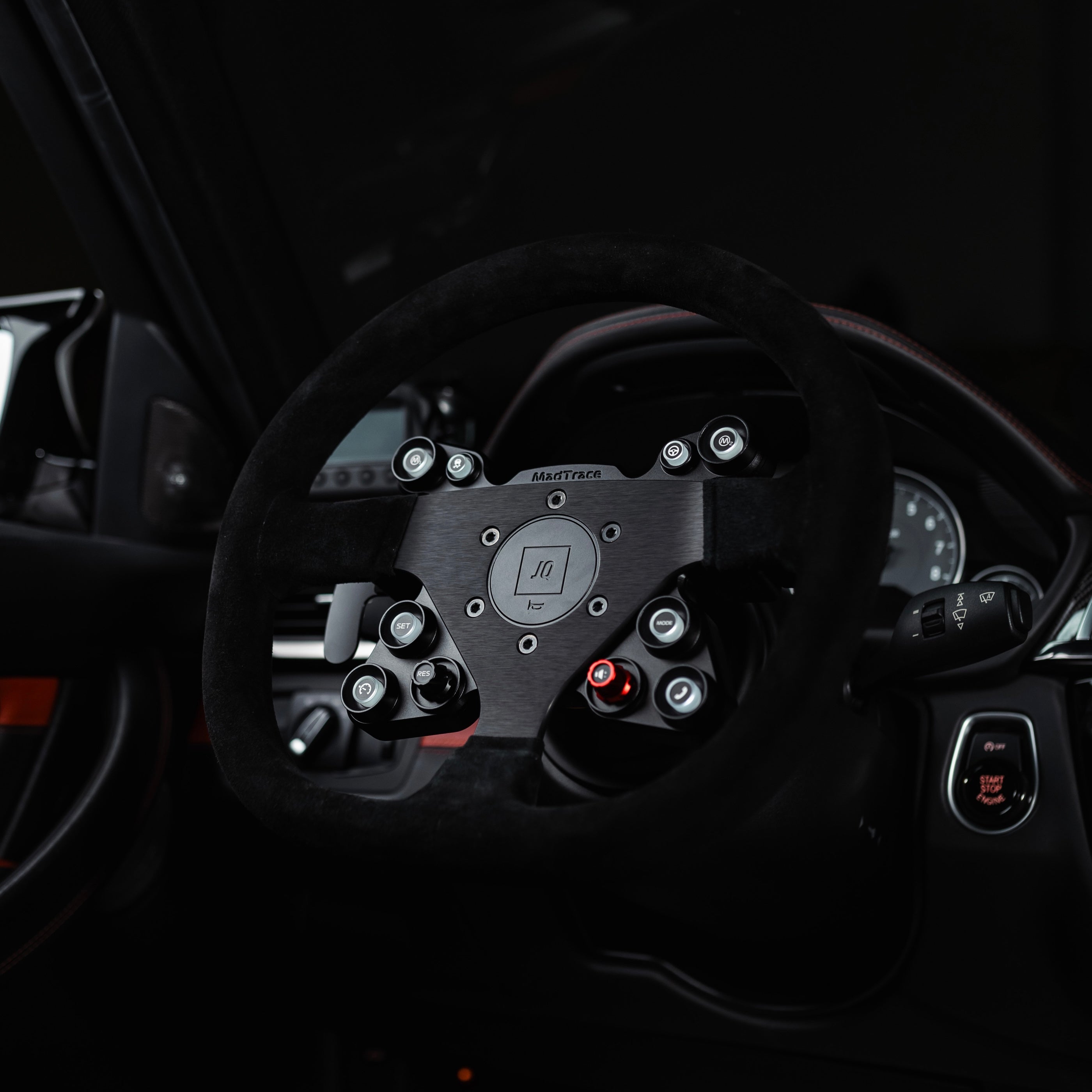 JQ Werks Madtrace® Racing Steering Wheel System For BMW F Chassis