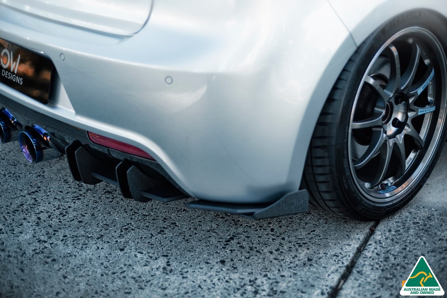 FLOW Designs  MK6 Golf R Rear Spats V3 (Pair)