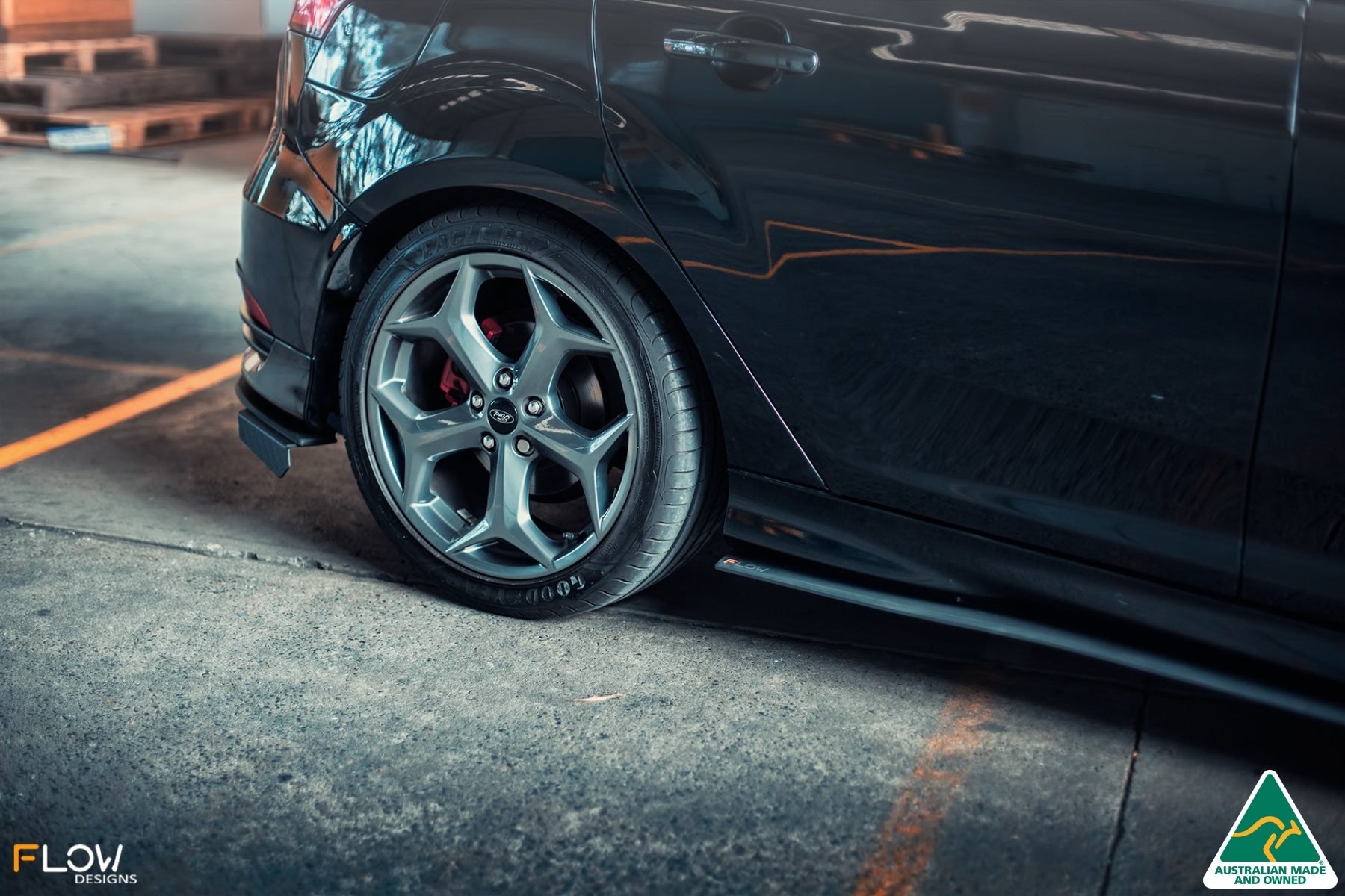 FLOW Designs  MK3.5 Focus ST (Facelift) Side Skirt Splitters (Pair) - 0