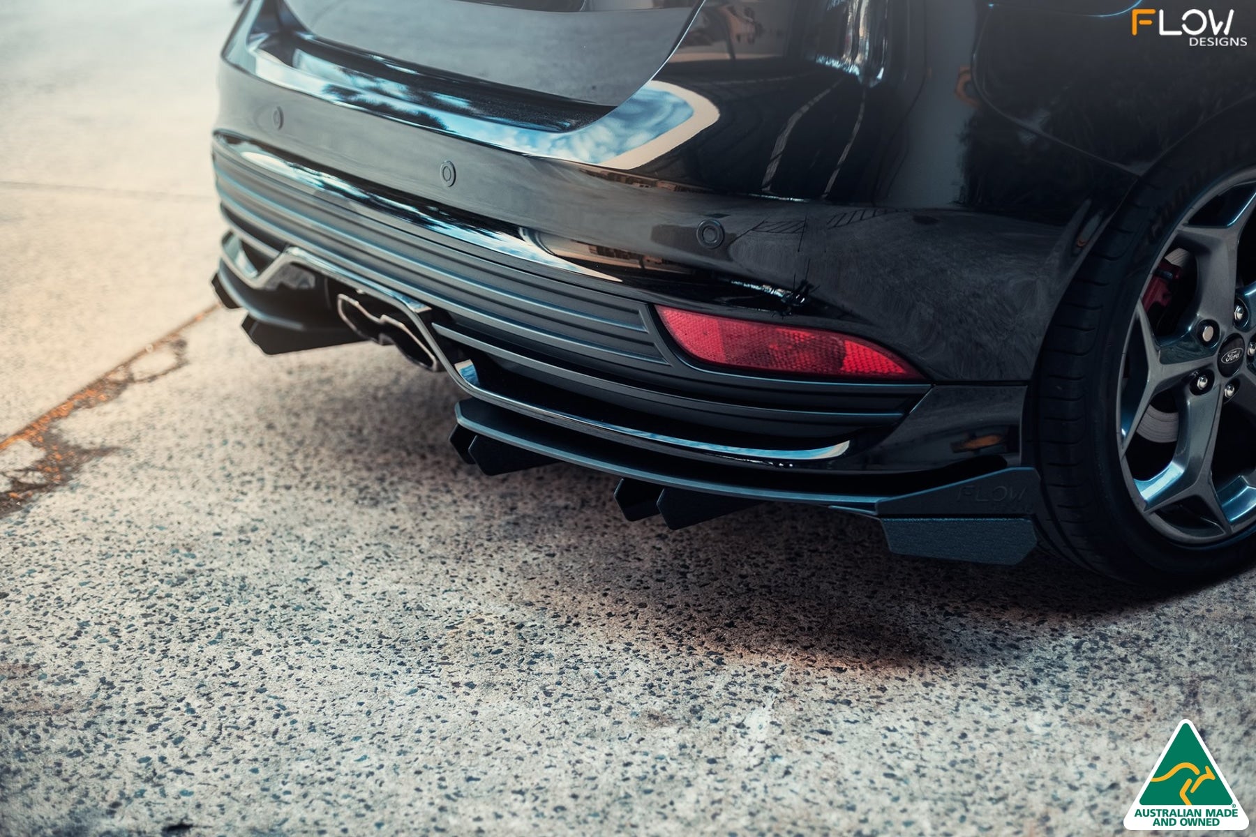 FLOW Designs  MK3.5 Focus ST (Facelift) Rear Spat Winglets (Pair)