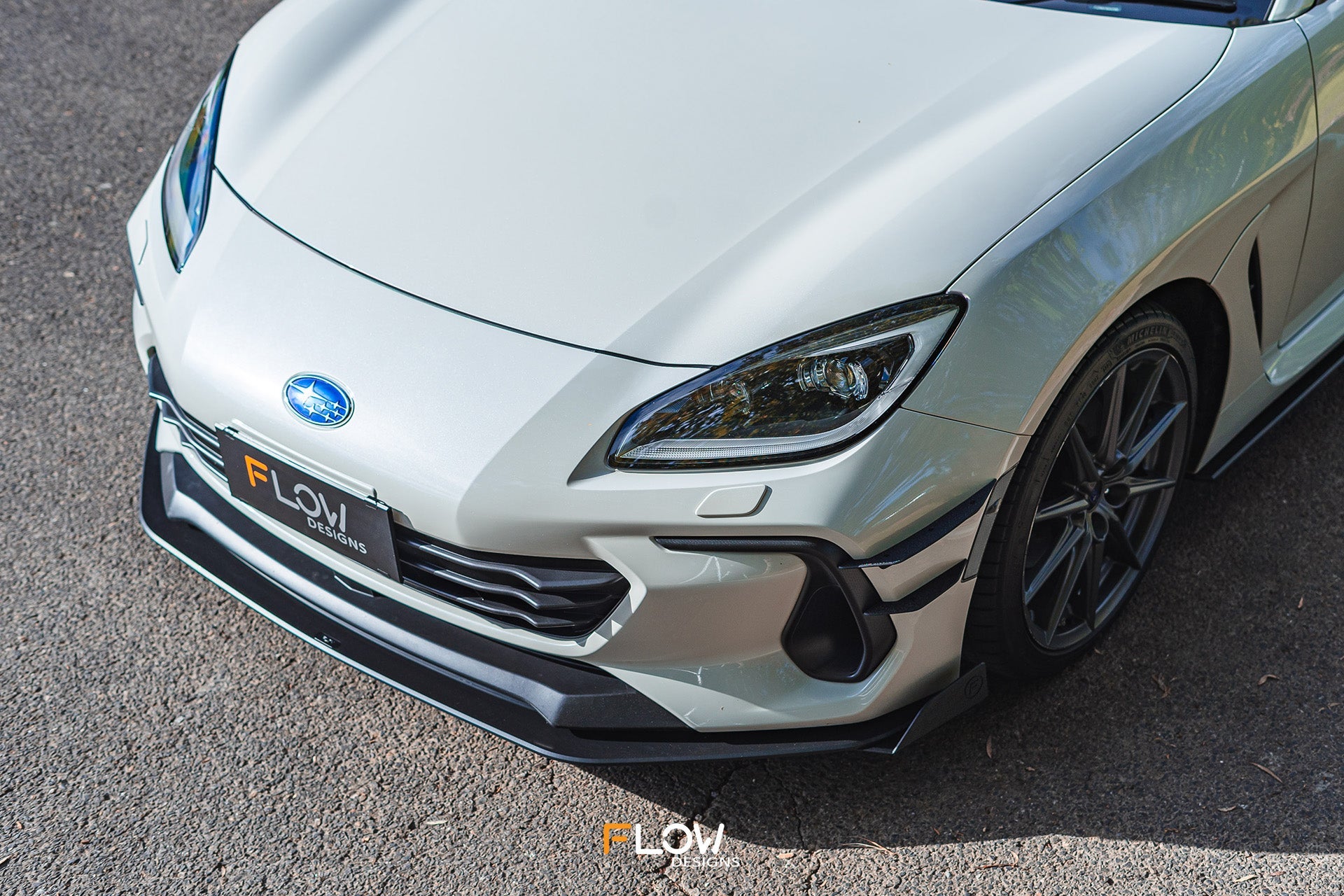 FLOW Designs  ZD8 BRZ Front Lip Splitter (GLOSS) - MODE Auto Concepts