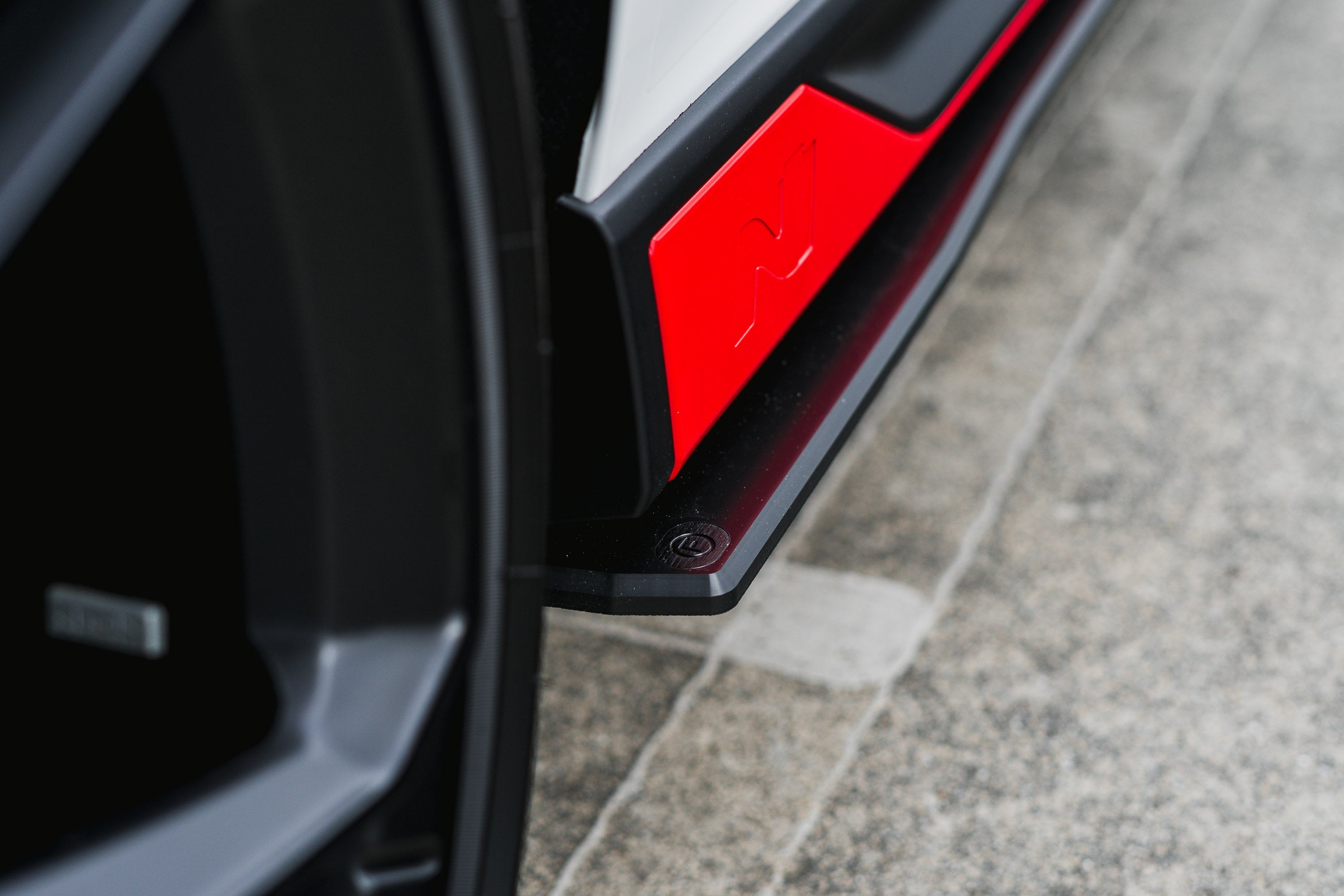 FLOW Designs  i30N Hatch PDE V6 FL2 2025 Side Skirt Splitters (Pair) - MODE Auto Concepts