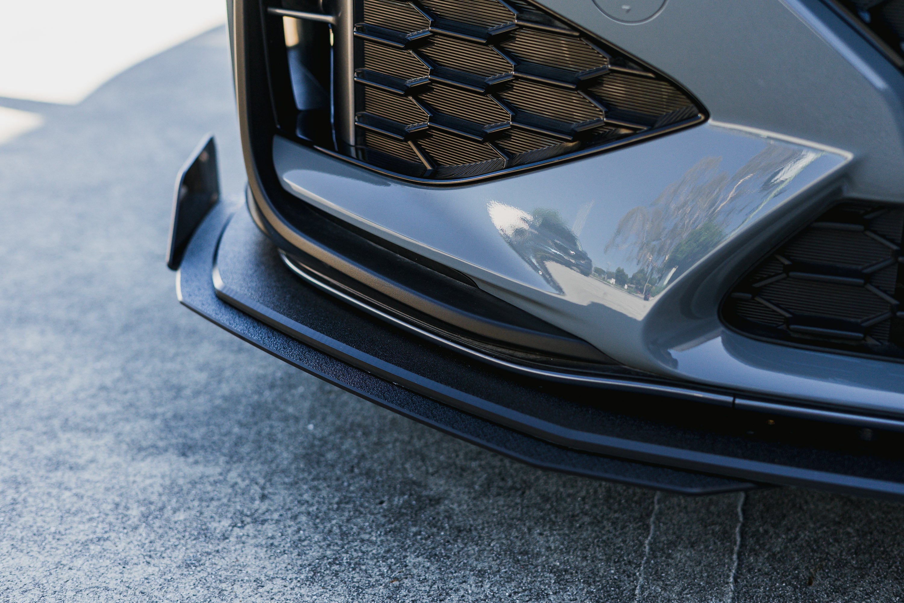 FLOW Designs  i30N-Line Hatch PDe.V6 FL 2024+ Front Lip Splitter & Reinforcement Brackets - MODE Auto Concepts