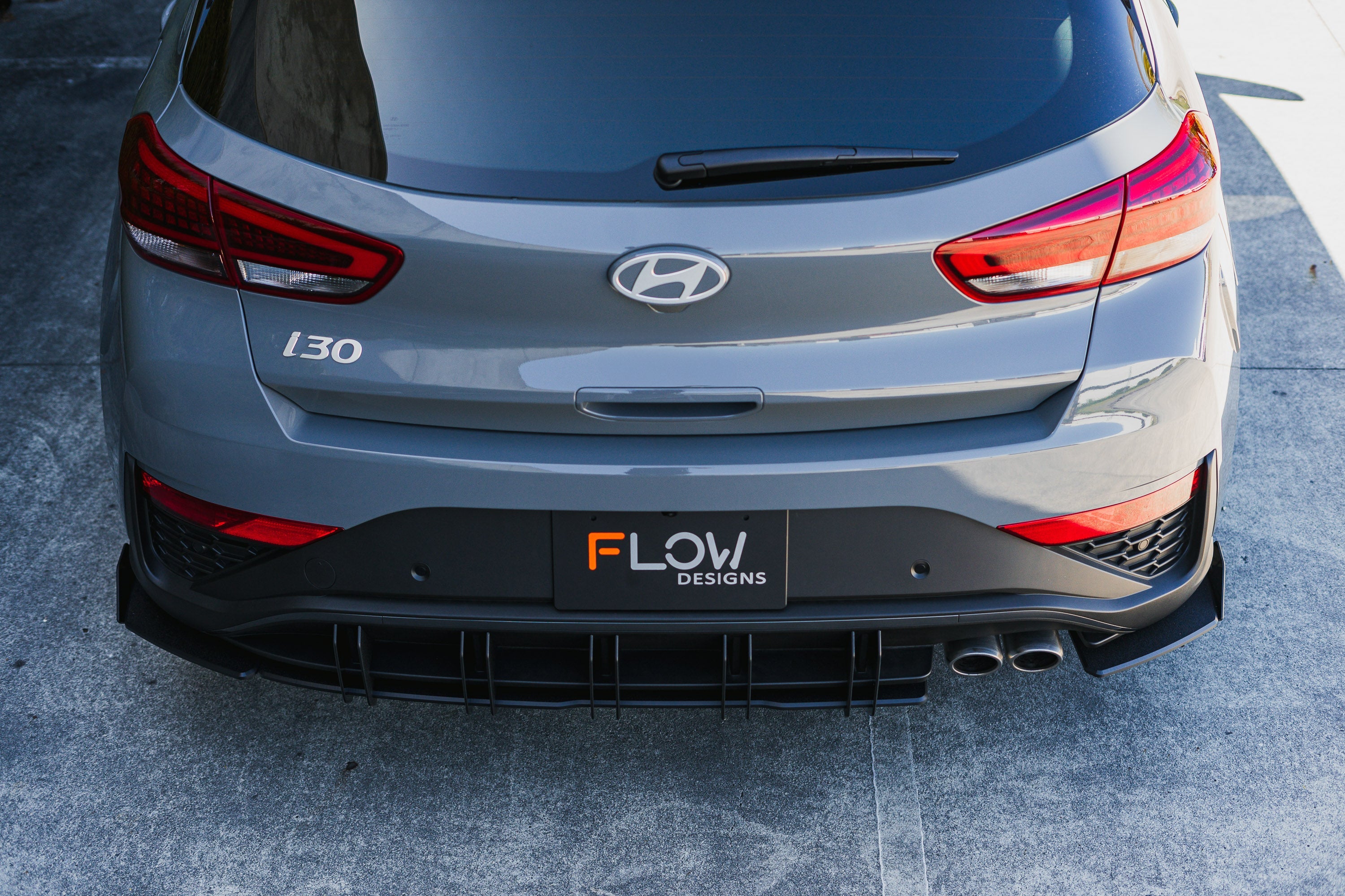 FLOW Designs  i30N-Line Hatch PDe.V6 FL 2024+ Rear Spats (Pair) - MODE Auto Concepts