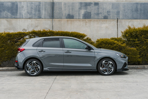 FLOW Designs  i30N-Line Hatch PDe.V6 FL 2024+ Side Skirt Splitters (Pair) - MODE Auto Concepts