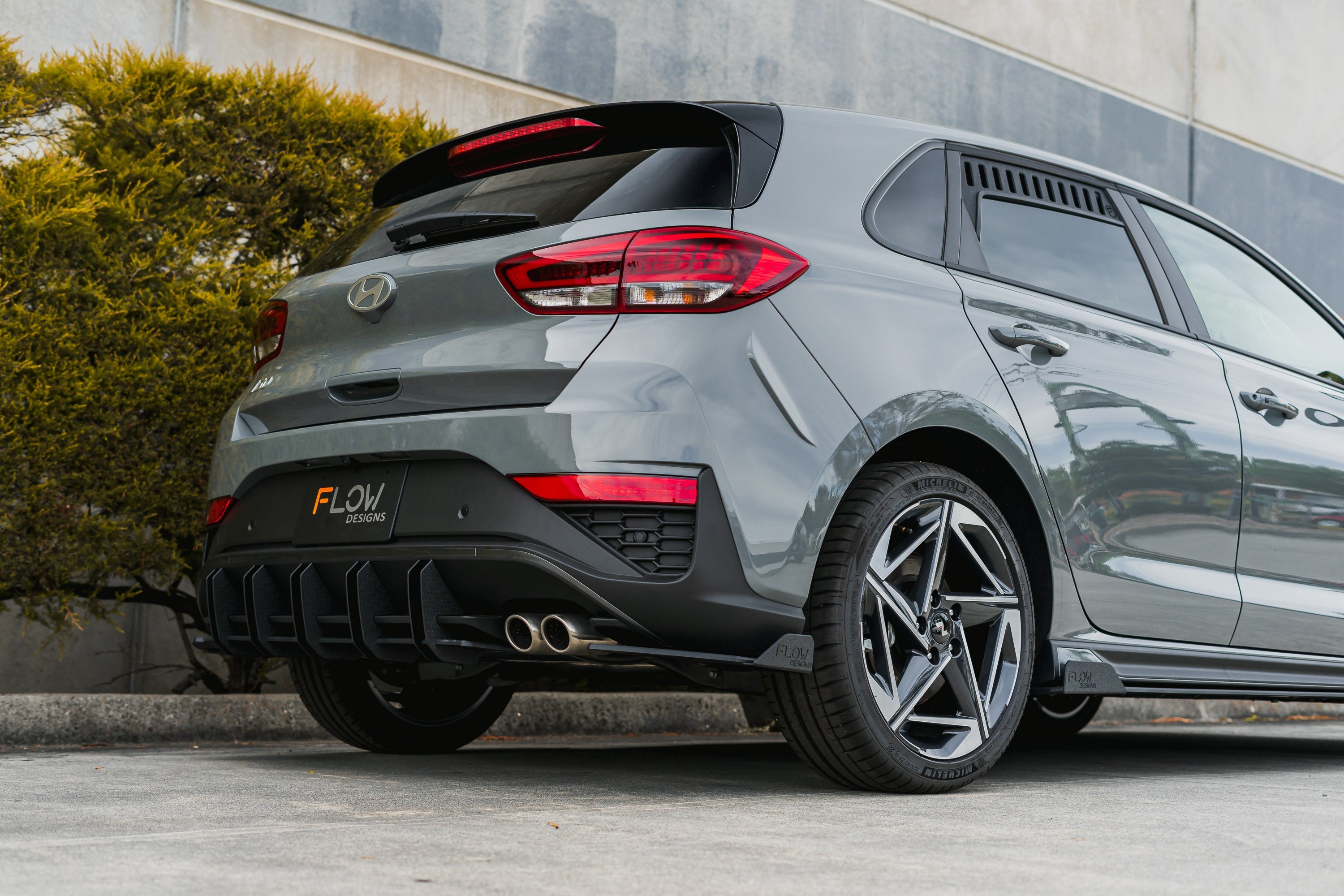 FLOW Designs  Hyundai i30N-Line Hatch PDe.V6 FL 2024+ Rear Window Vents (Pair) - MODE Auto Concepts