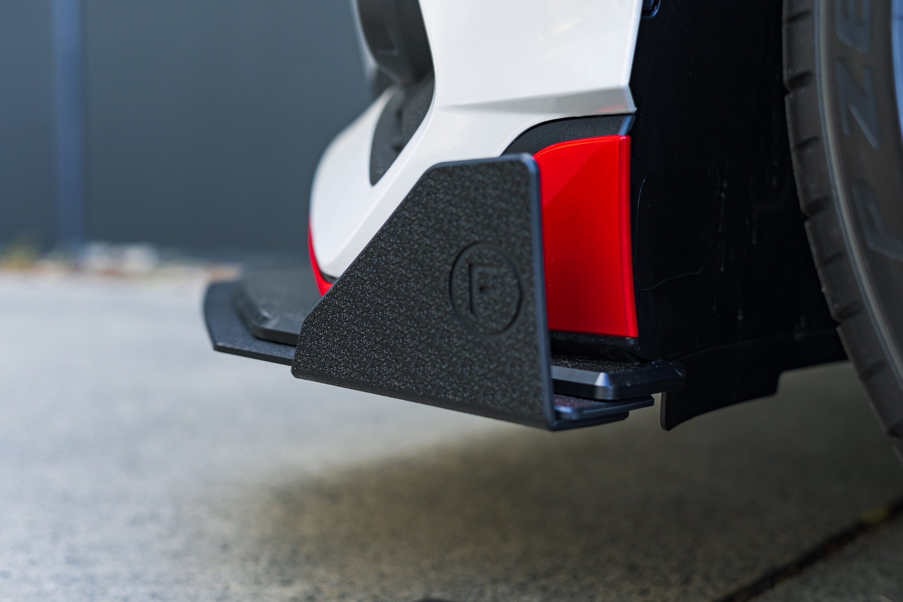 FLOW Designs  i20 N BC3 Facelift - Front Lip Splitter & Mounting Brackets - MODE Auto Concepts