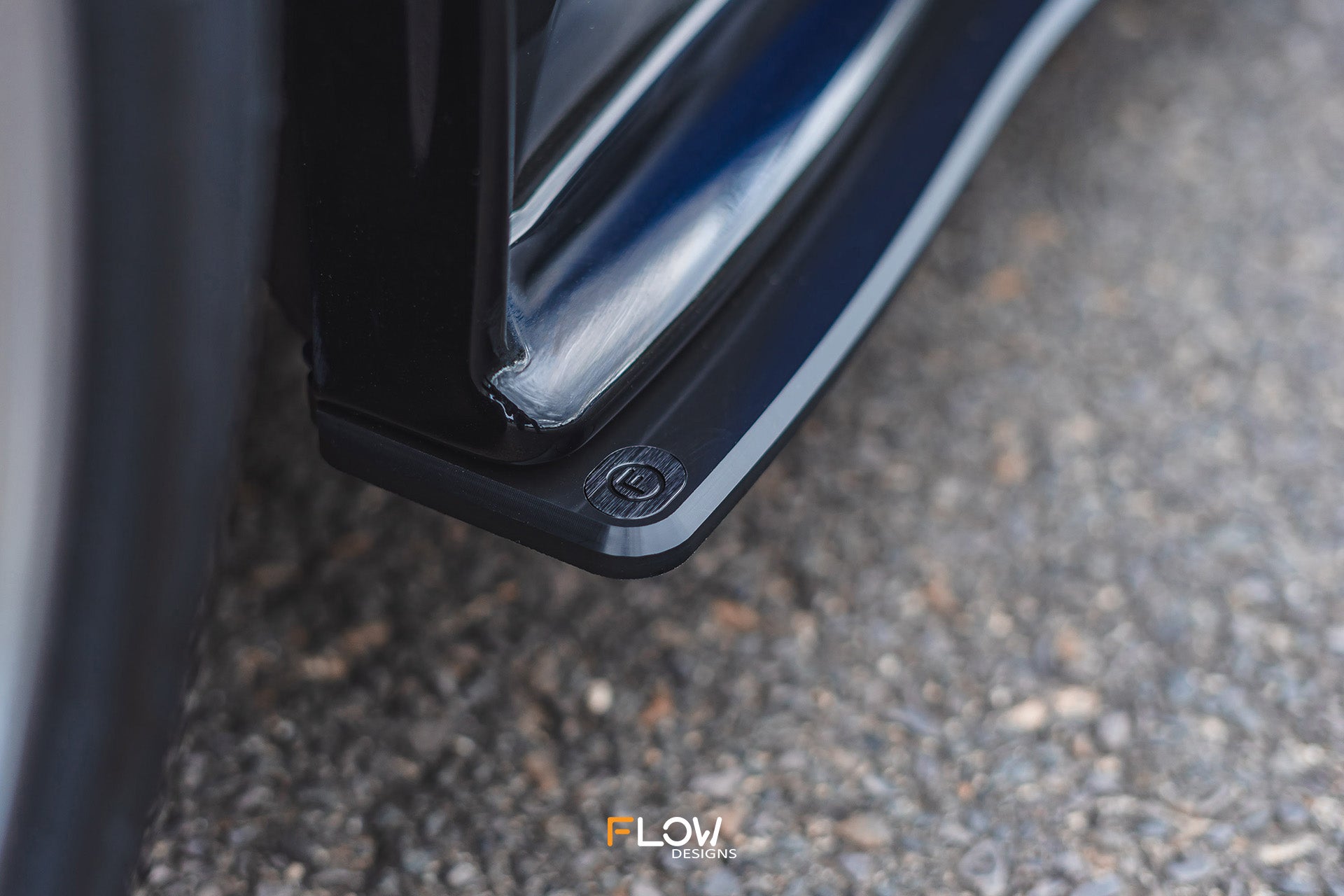 FLOW Designs  ZD8 BRZ STI Side Skirt Splitters (GLOSS: Pair) - MODE Auto Concepts