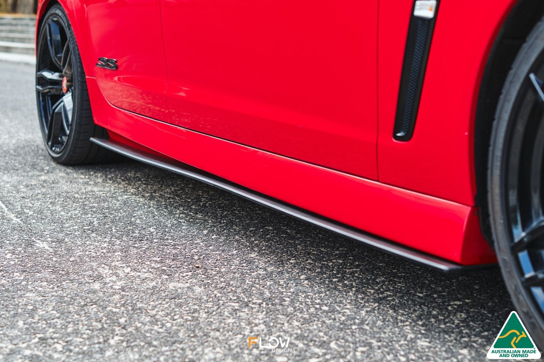 FLOW Designs  VF Commodore S1 Sedan Side Skirt Splitters (Pair) - MODE Auto Concepts