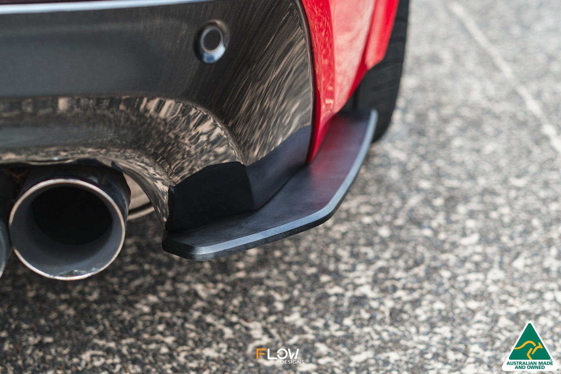 FLOW Designs  VF Commodore S1 Sedan Rear Spats (Pair) - MODE Auto Concepts