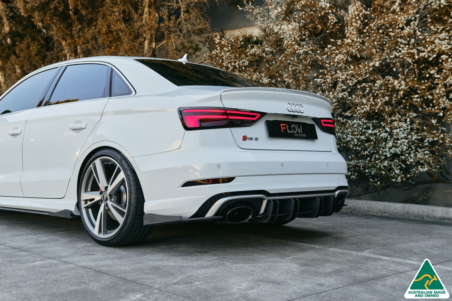 FLOW Designs  RS3 8V Sedan Facelift  Rear Spat Winglets (Pair) - MODE Auto Concepts