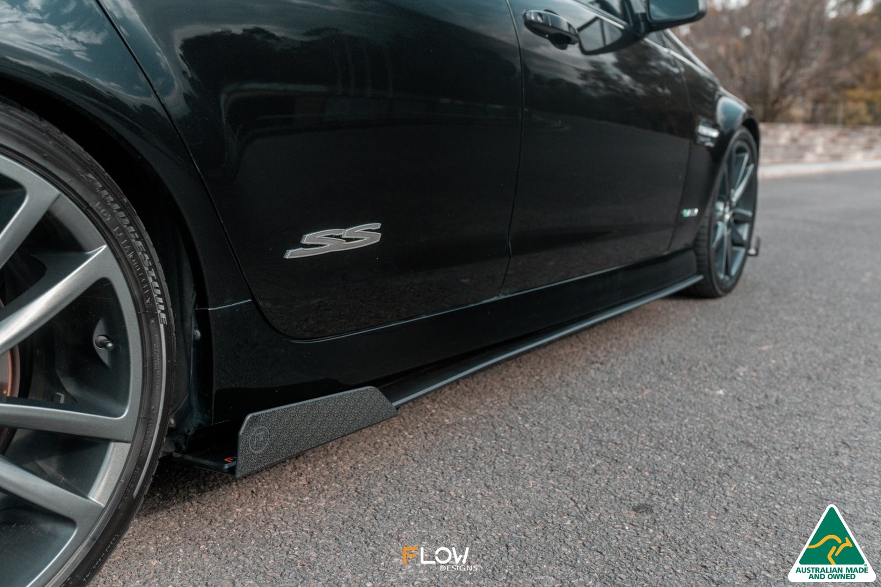 FLOW Designs  VE Commodore S1 Sedan Side Skirt Splitters (Pair) - MODE Auto Concepts