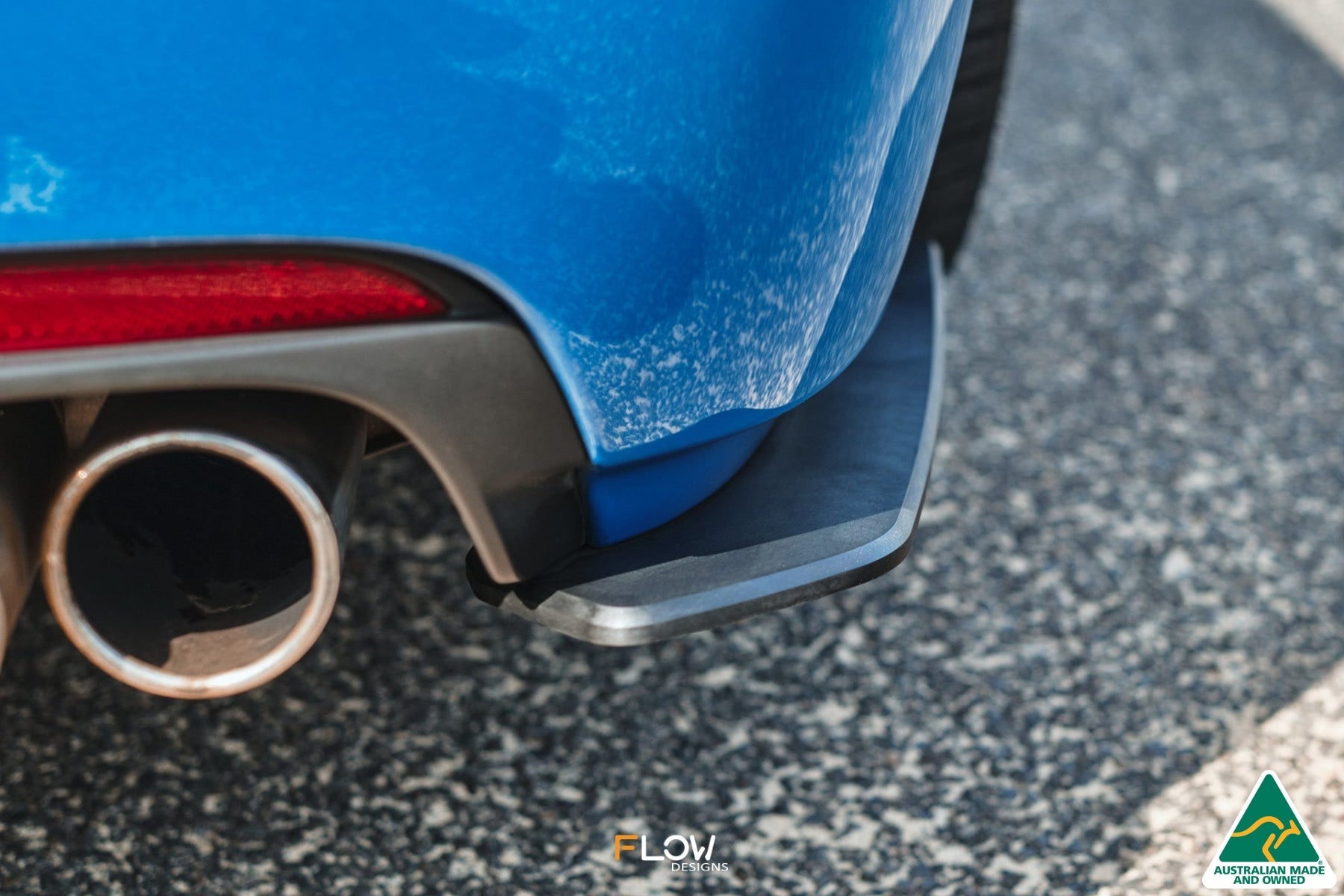 FLOW Designs  VF Commodore S1 Wagon Rear Spats (Pair) - MODE Auto Concepts