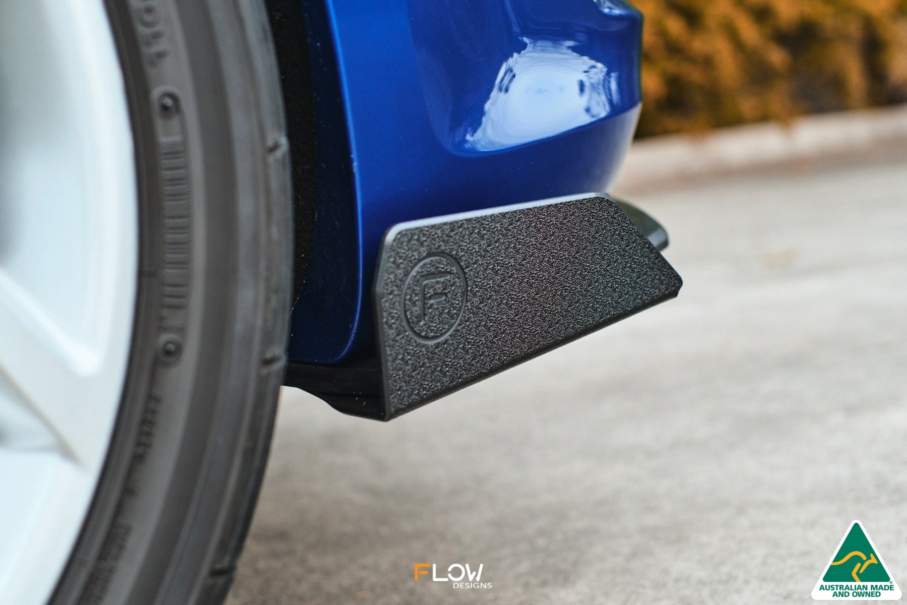 FLOW Designs  XR5 Focus Turbo Rear Spat Winglets (Pair) - MODE Auto Concepts