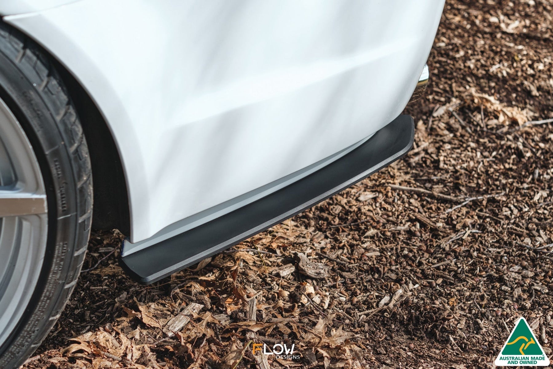 FLOW Designs  VE Commodore S2 Sedan Rear Spats (Pair) - 0