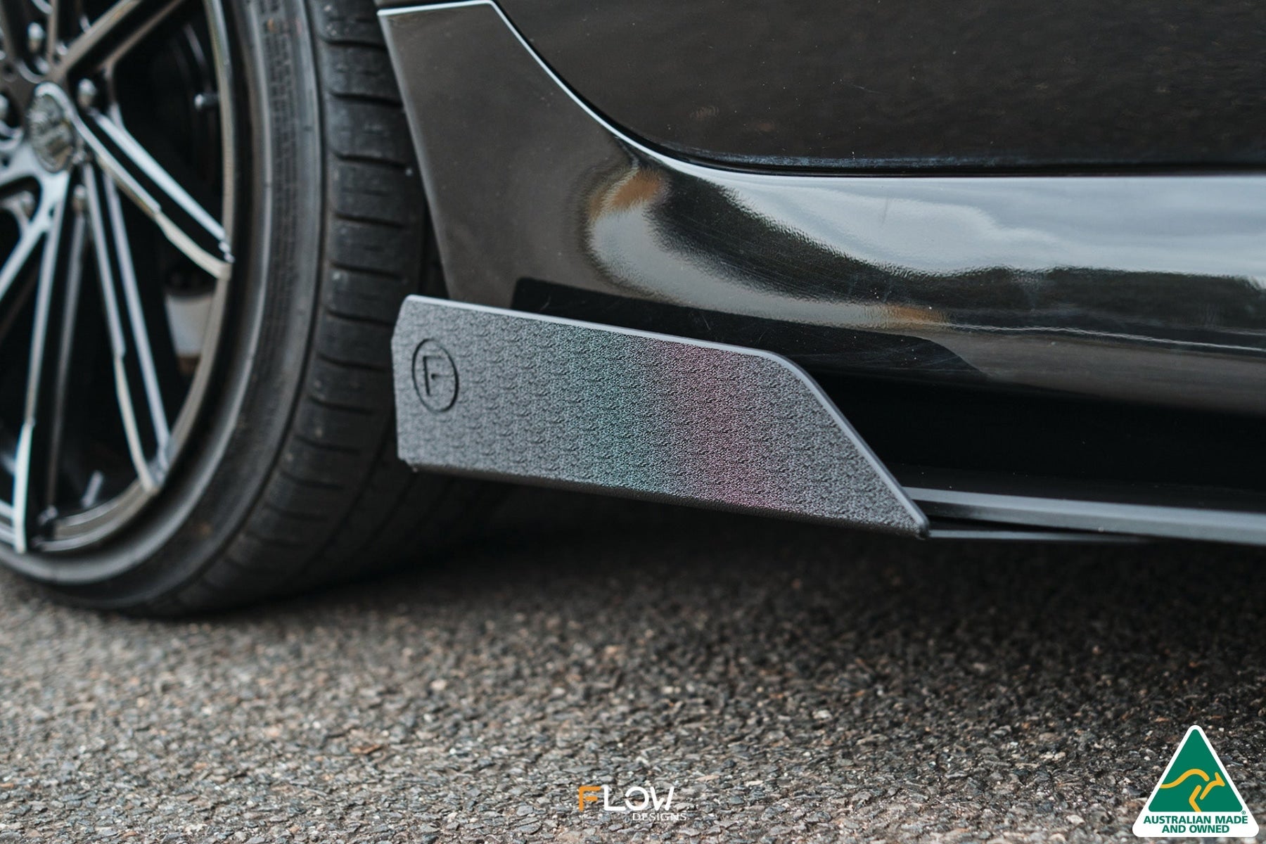 FLOW Designs  VE Commodore S2 Wagon Side Skirt Splitter Winglets (Pair) - 0