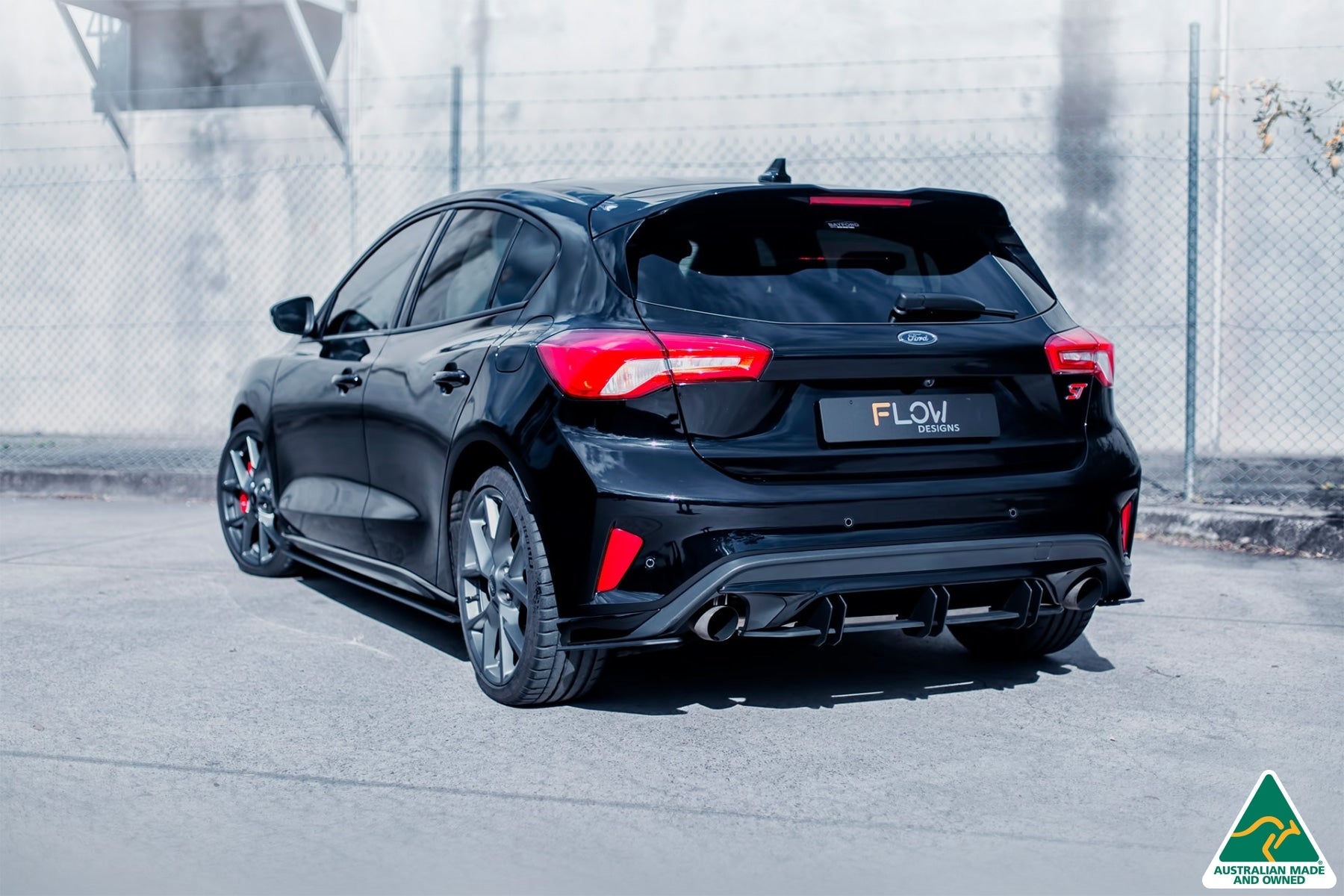 FLOW Designs  MK4 & MK4.5 Focus ST Flow-Lock Rear Diffuser - MODE Auto Concepts