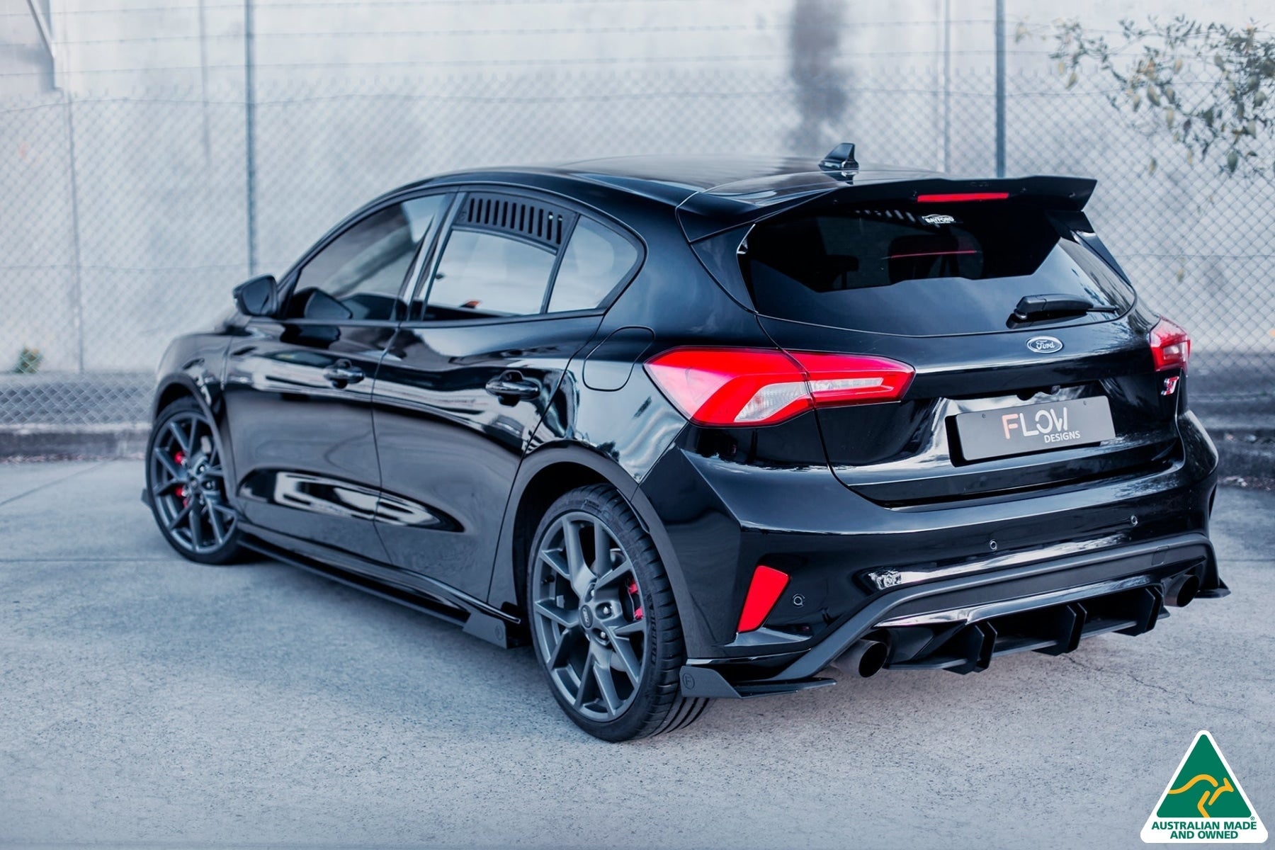 FLOW Designs  MK4 & MK4.5 Focus ST Flow-Lock Rear Diffuser - MODE Auto Concepts
