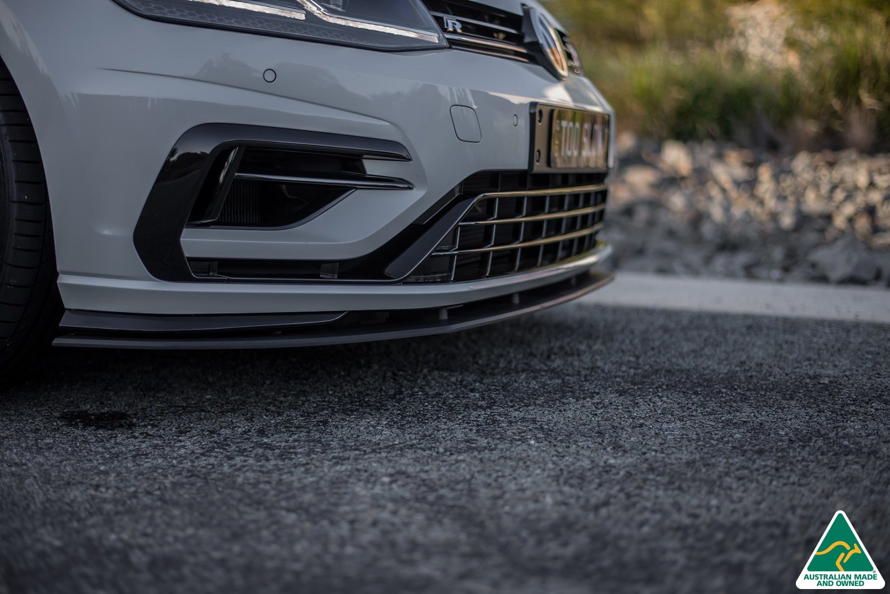 FLOW Designs  MK7.5 Golf R Front Lip Splitter