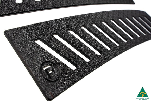 MK3 & MK3.5 Focus Rear Window Vents (Pair) - MODE Auto Concepts