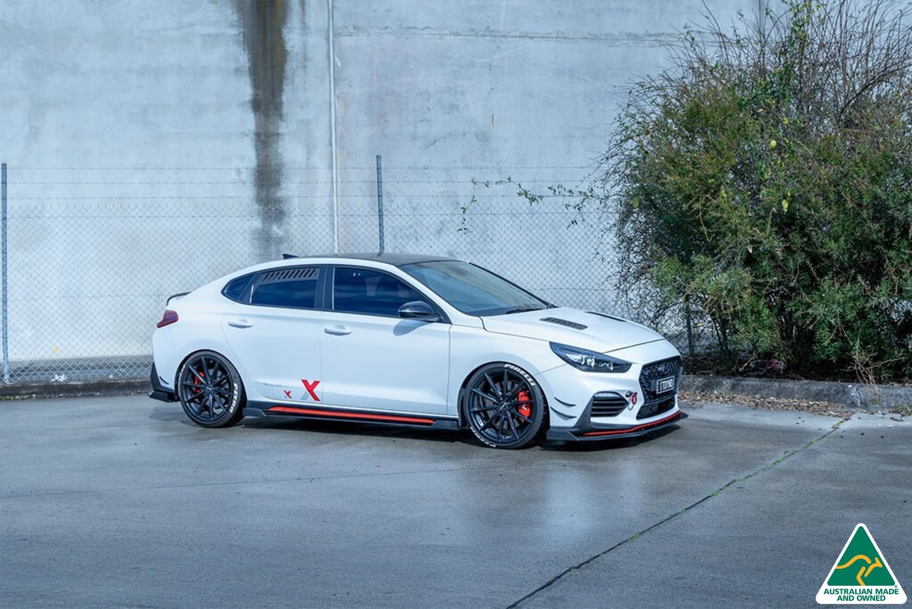 FLOW Designs Window Vents for Hyundai i30N Fastback