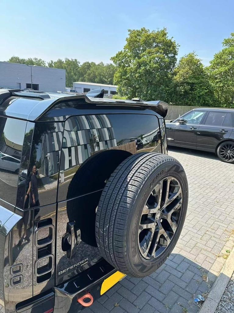 Exon Gloss Black Full Bodykit for Land Rover Defender 110 L663 2019-present