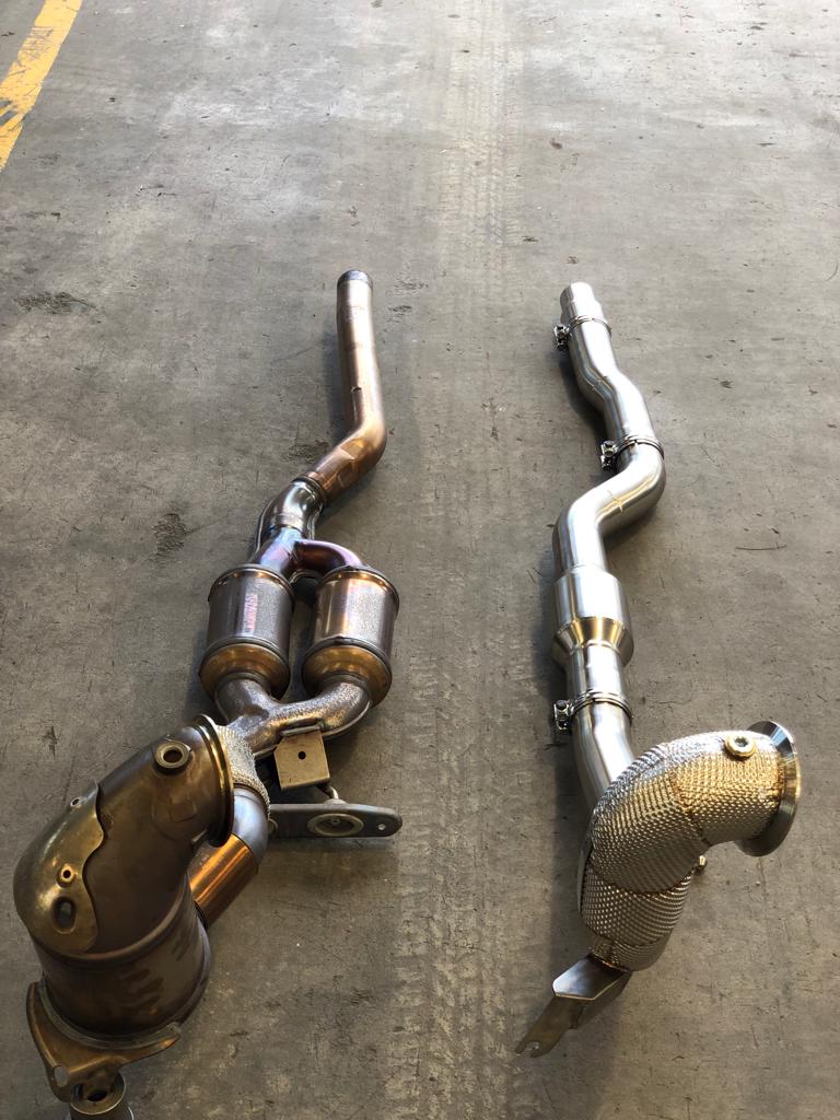 MODE Design Decatted 3.5" Downpipe V2 MQB AWD VW Golf MK8 R Audi S3 8Y 2.0T EA888 - MODE Auto Concepts