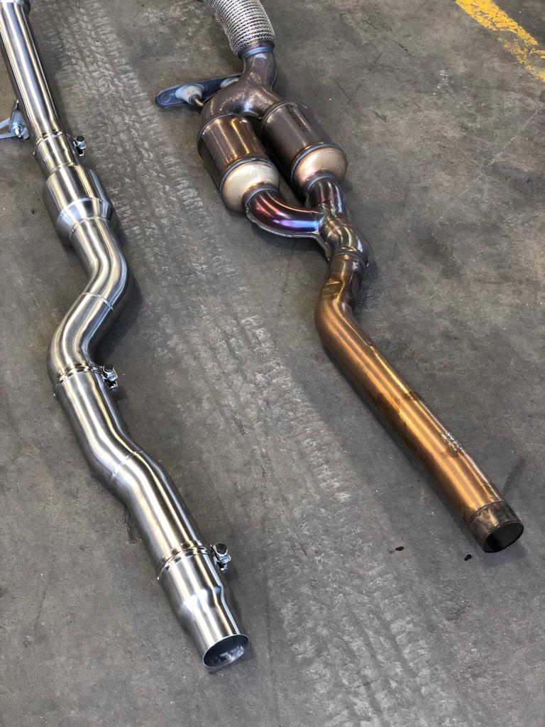 MODE Design Decatted 3.5" Downpipe V2 MQB AWD VW Golf MK8 R Audi S3 8Y 2.0T EA888 - MODE Auto Concepts