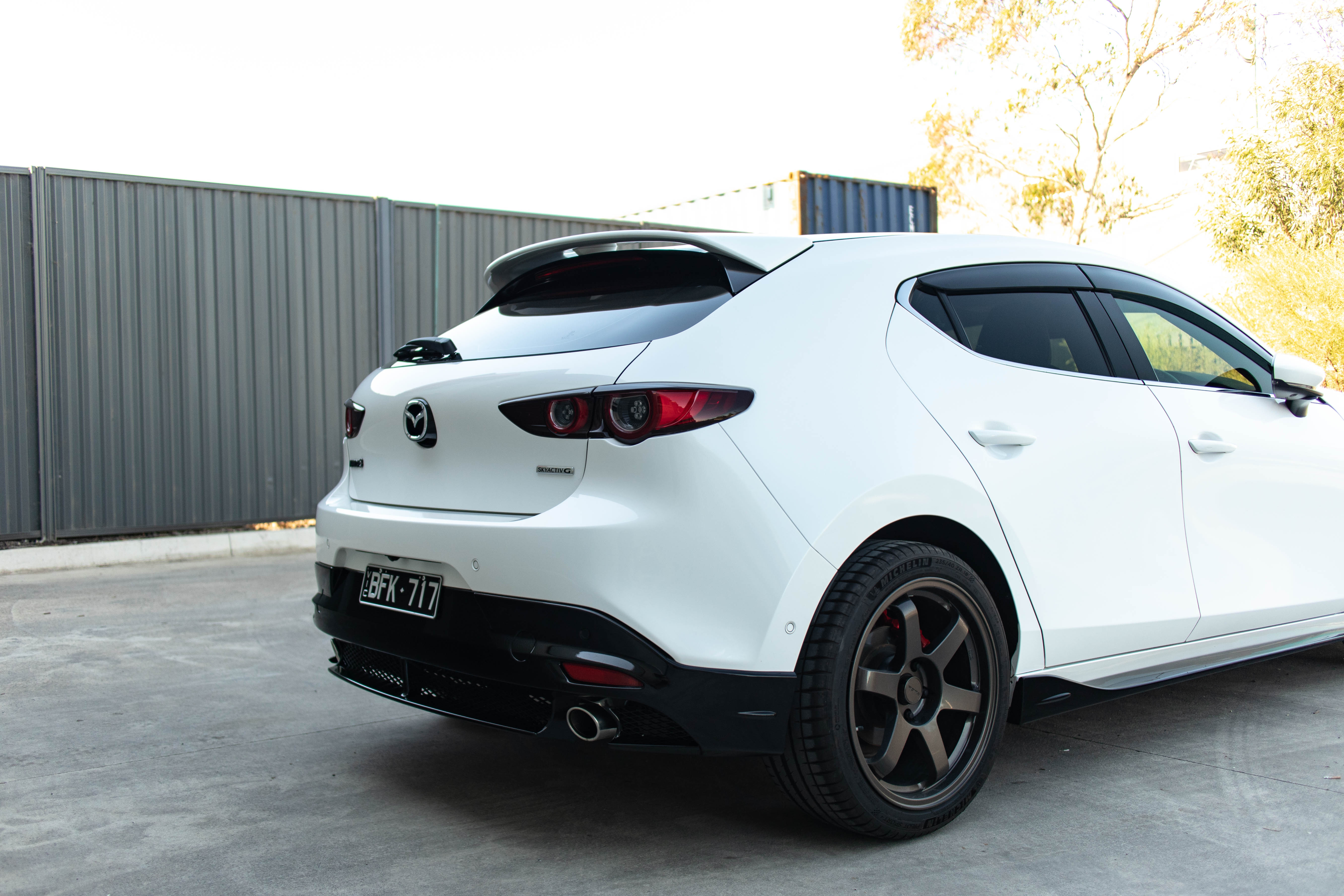 Zero Offset  Kuroi Style Roof Spoiler for 19+ Mazda 3 BP (Hatch) - MODE Auto Concepts