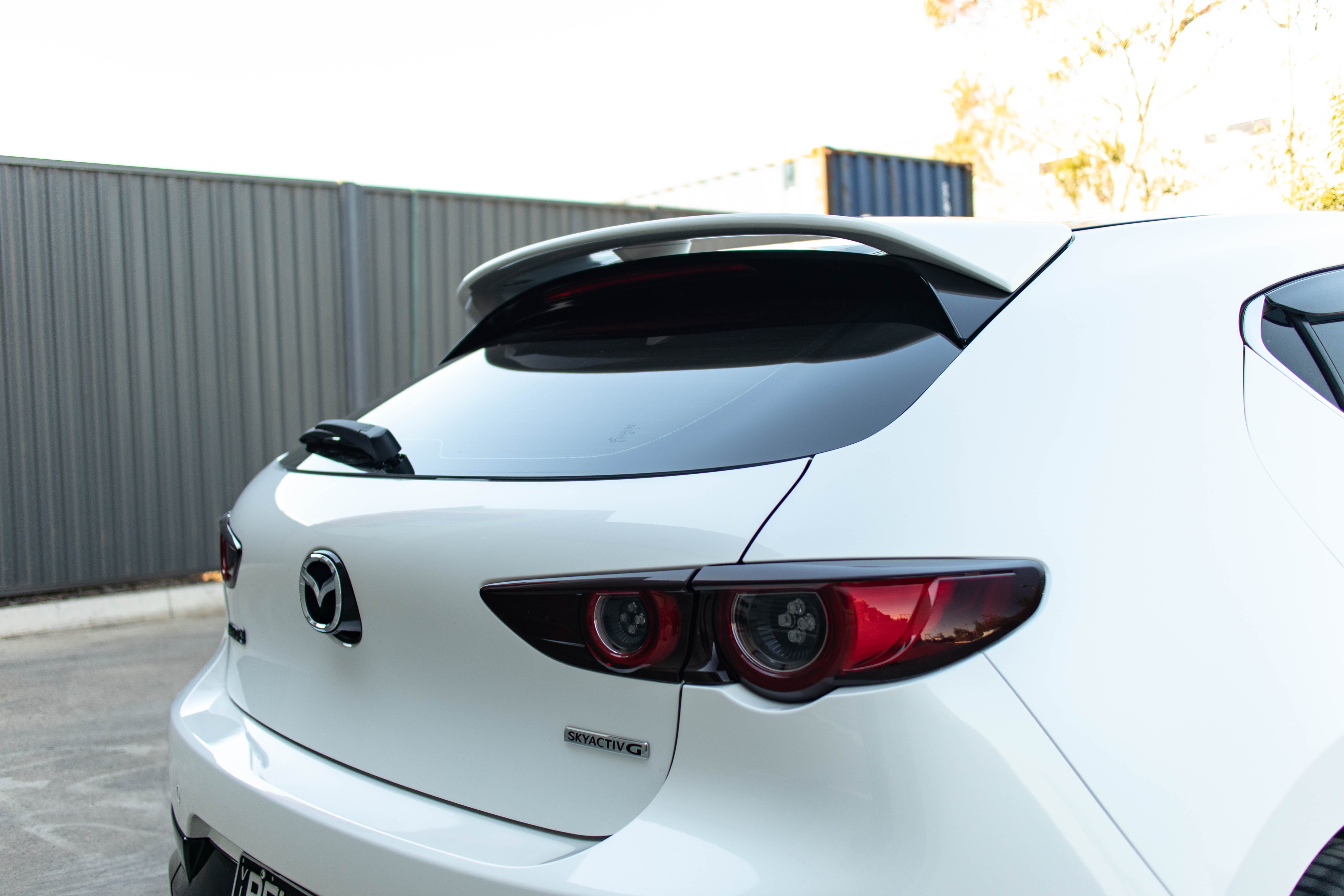 Zero Offset  Kuroi Style Roof Spoiler for 19+ Mazda 3 BP (Hatch) - MODE Auto Concepts