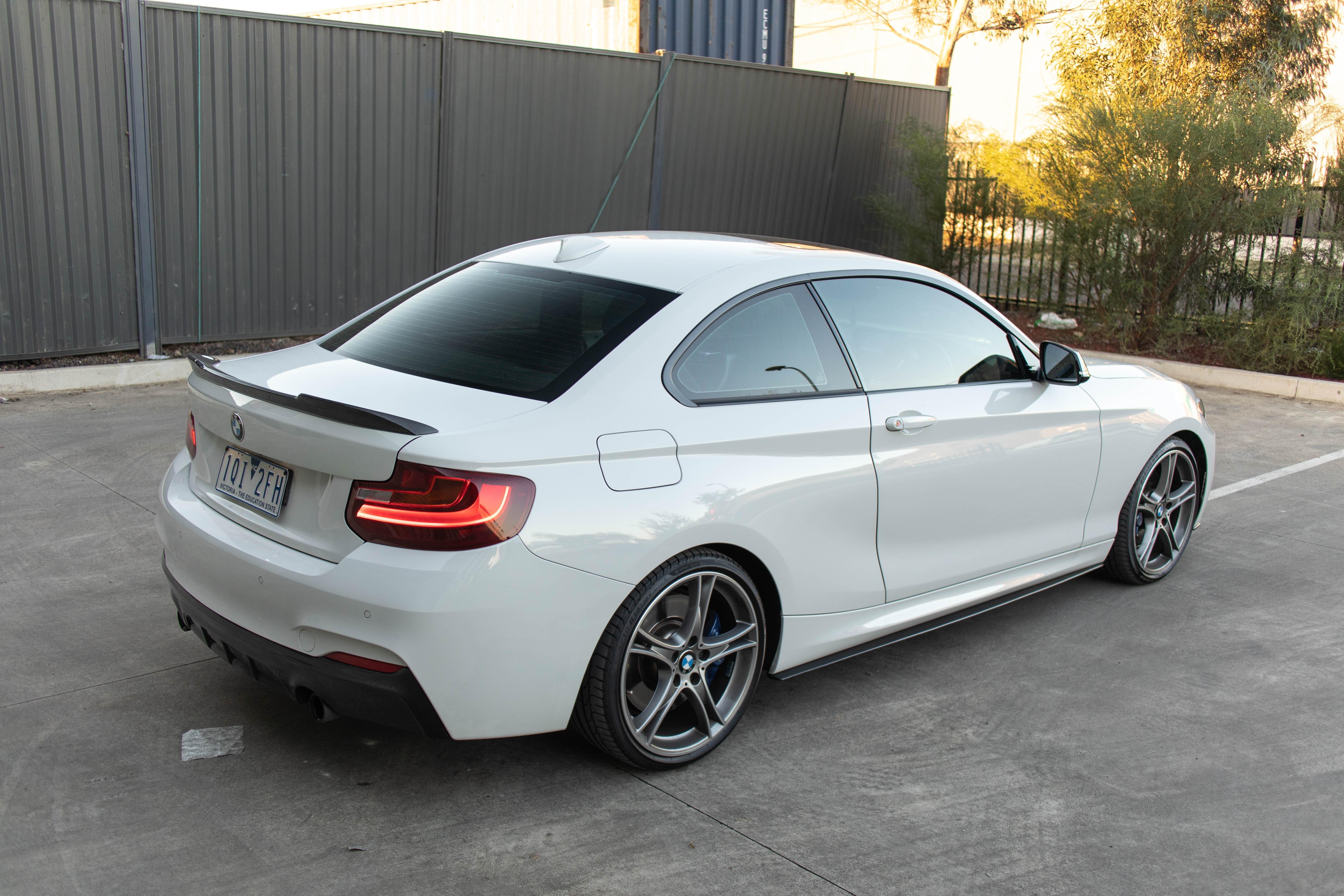 Zero Offset  M-Performance Style Side Skirts (Carbon Fibre) for BMW 2 Series (F22) - 14-21 - MODE Auto Concepts