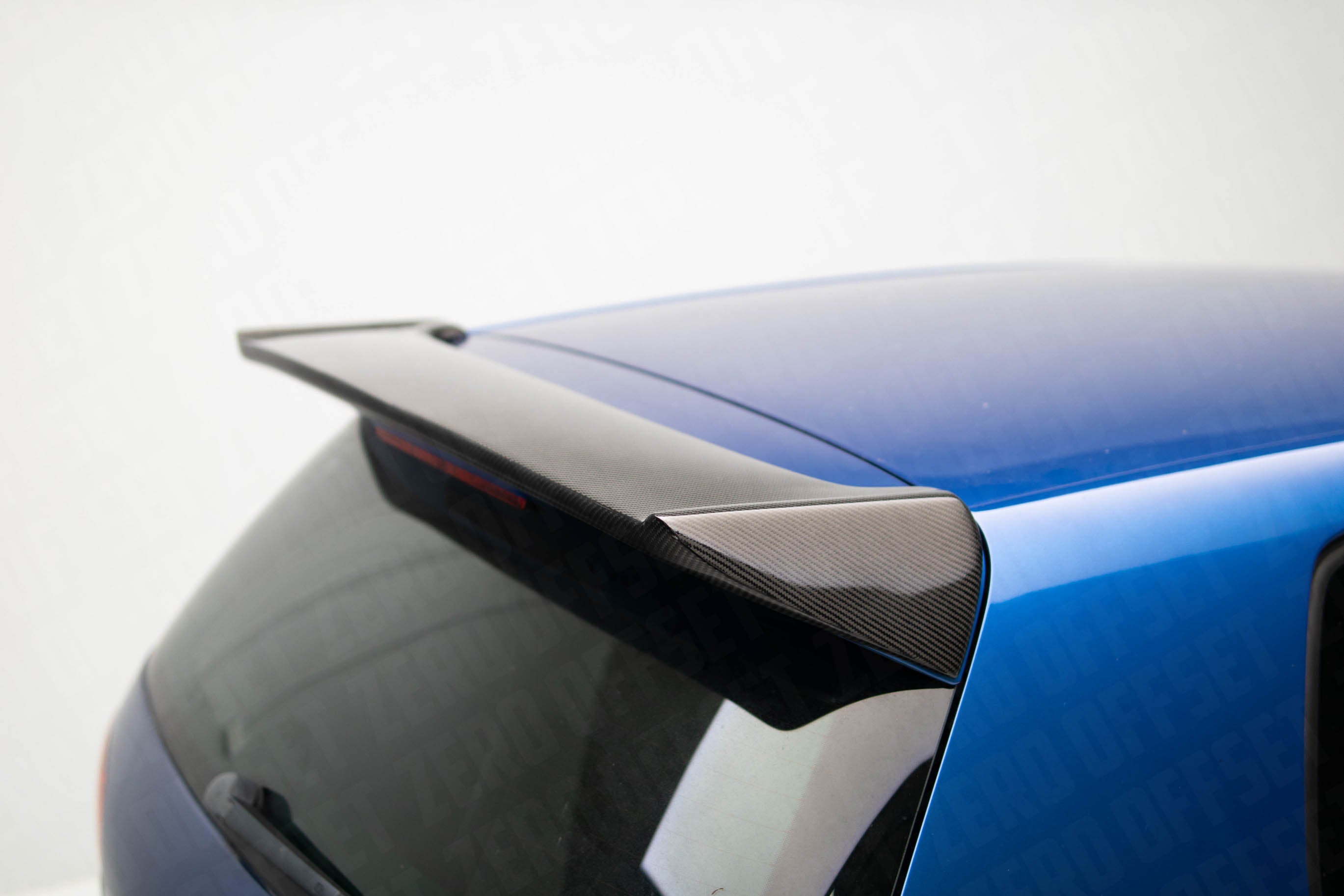 Zero Offset  OSIR Style Spoiler for Volkswagen Golf MK6 GTI/R (Carbon Fibre) - MODE Auto Concepts