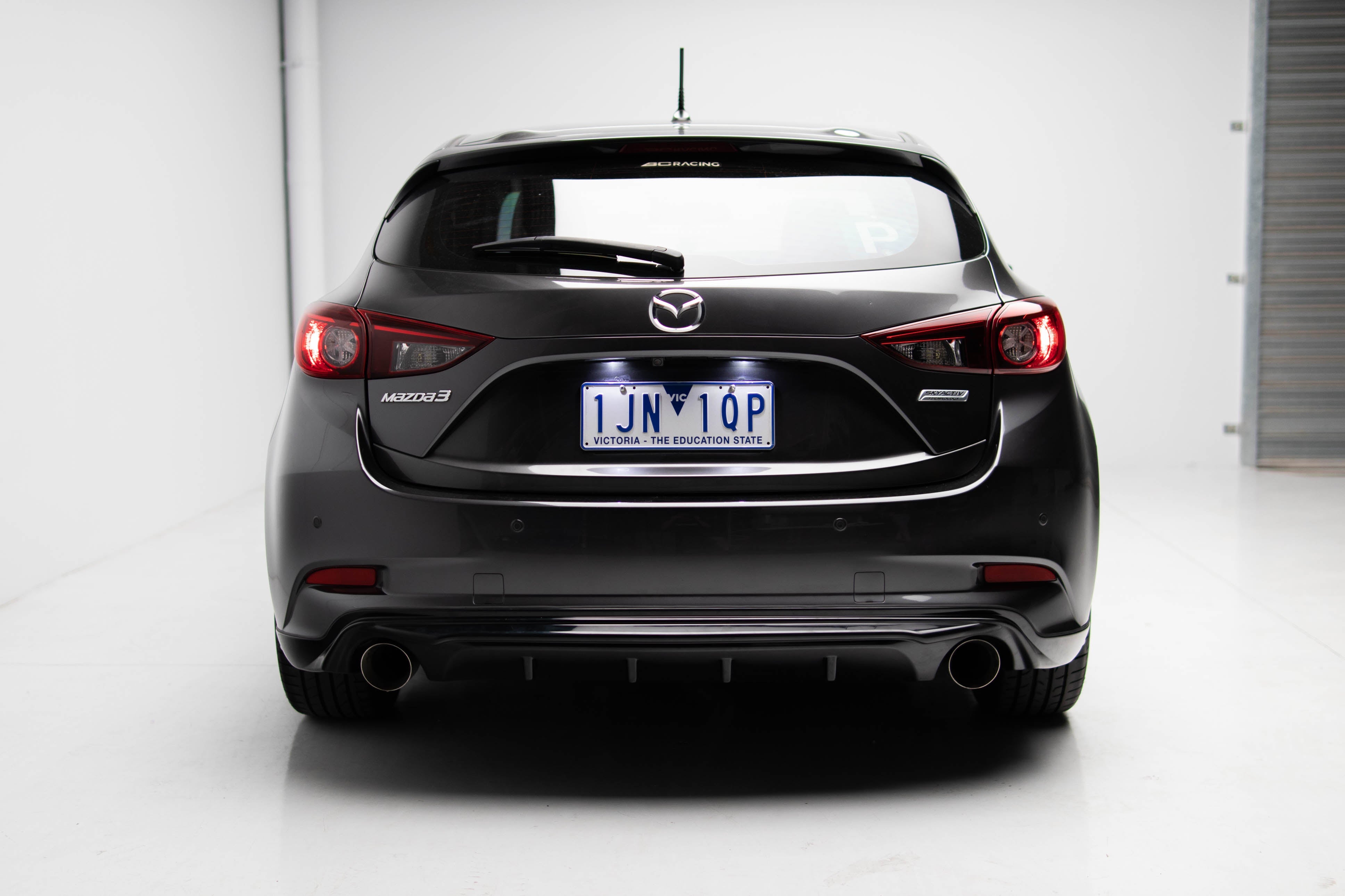 Zero Offset  Kuroi Style Rear Diffuser for 17-18 Mazda 3 BN (Hatch) - MODE Auto Concepts