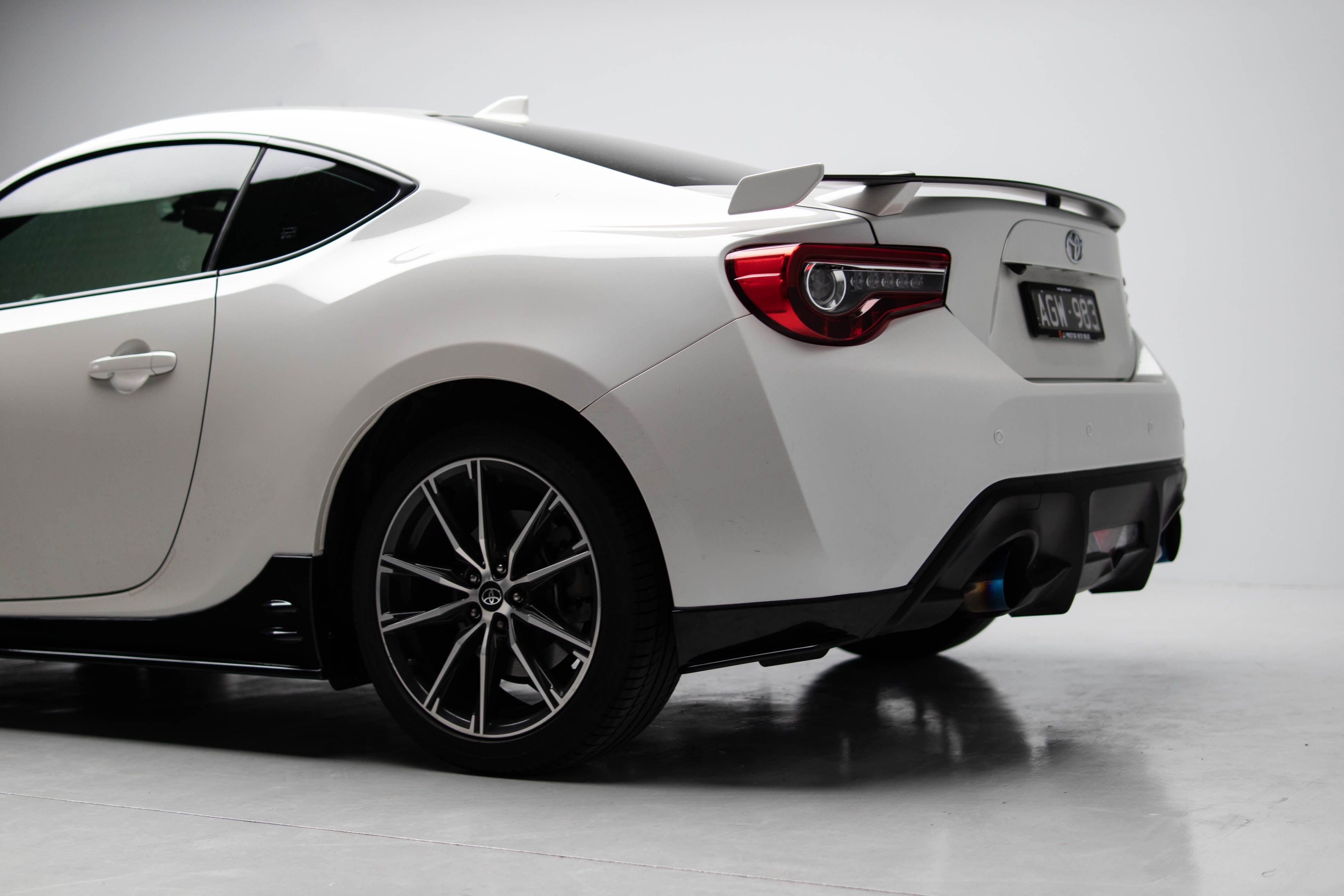 Zero Offset  STI Style Full Kit for 17-21 Toyota 86 - MODE Auto Concepts