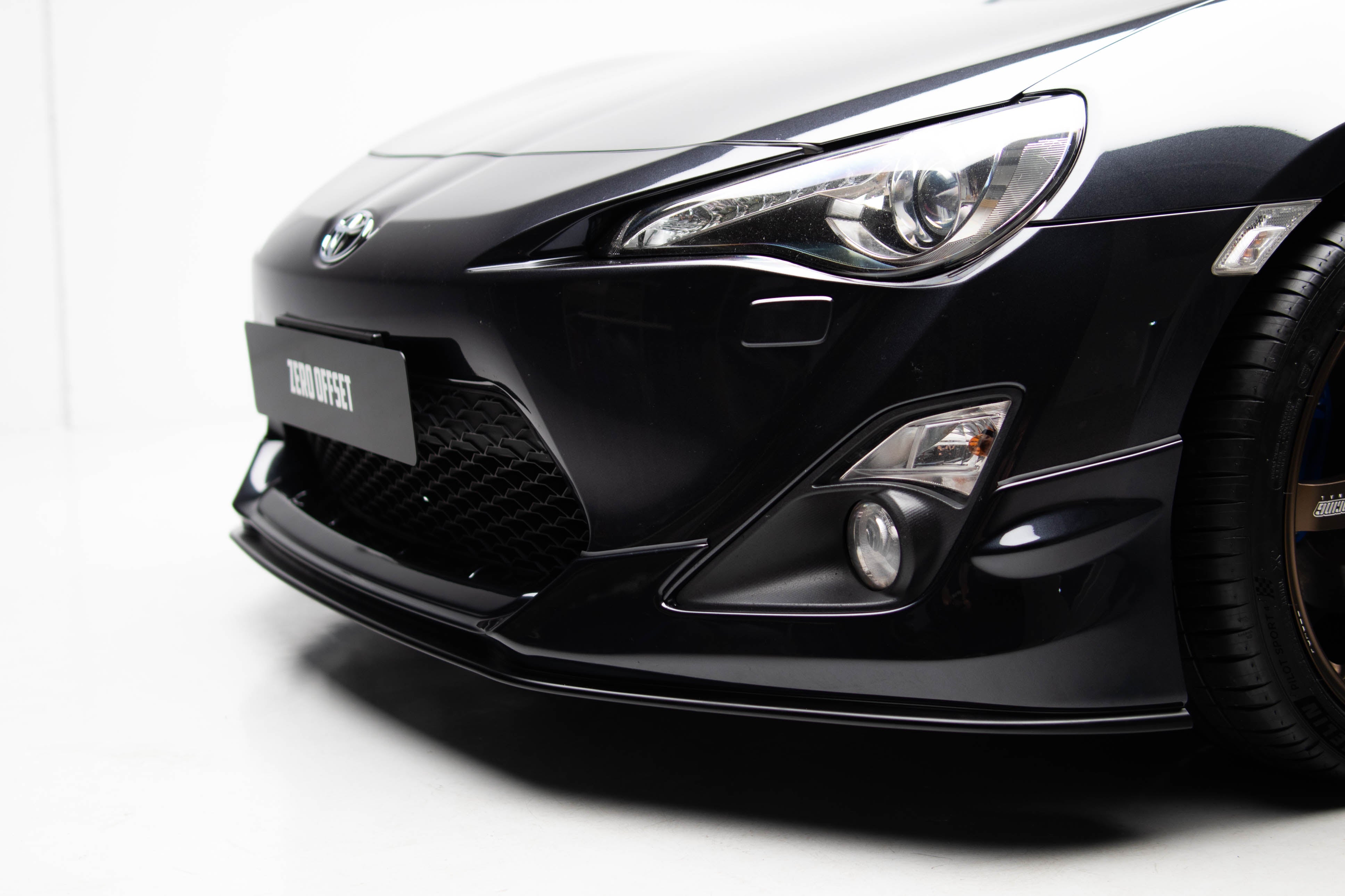 Zero Offset  Aero Nur Style Front Lip for 12-16 Toyota 86 (ZN6) - MODE Auto Concepts