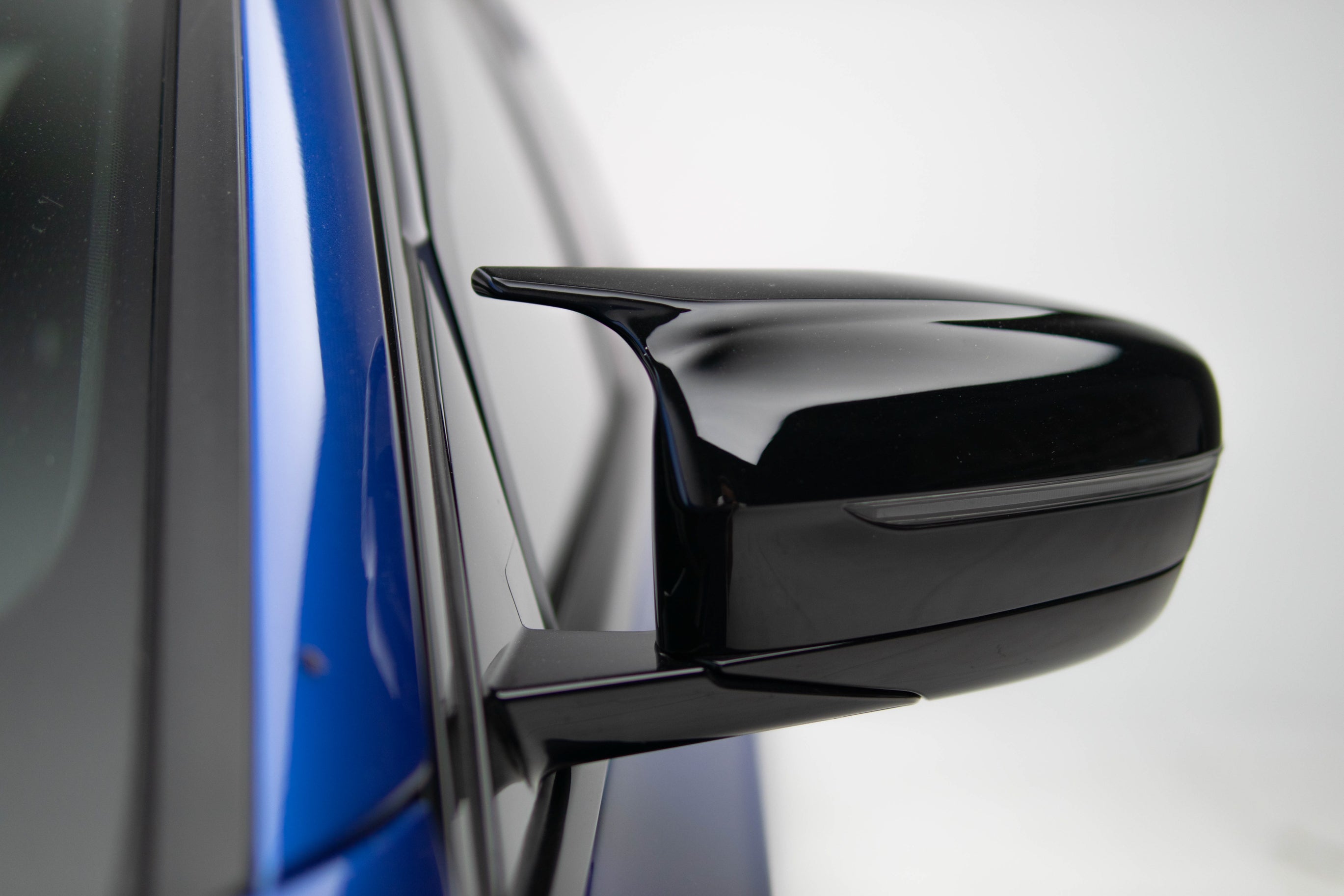 Zero Offset  M Performance Style Gloss Black Mirror Caps for BMW 1 / 2 / 3 / 4 Series G20 G22 G23 G42 - MODE Auto Concepts