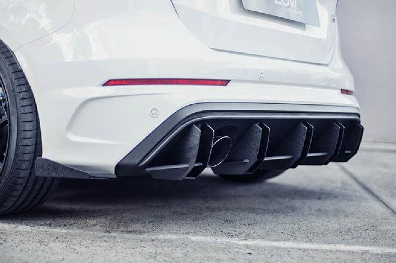 MK3 Focus RS Flow-Lock Rear Diffuser (USDM) - MODE Auto Concepts