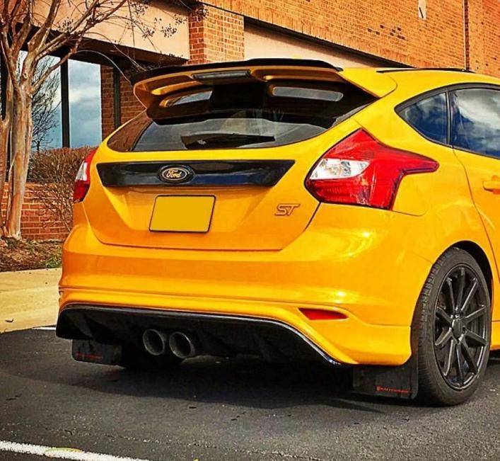 Maxton Design Front Ford Focus Mk 3 ST Rear Diffuser (Prefacelift) - MODE Auto Concepts