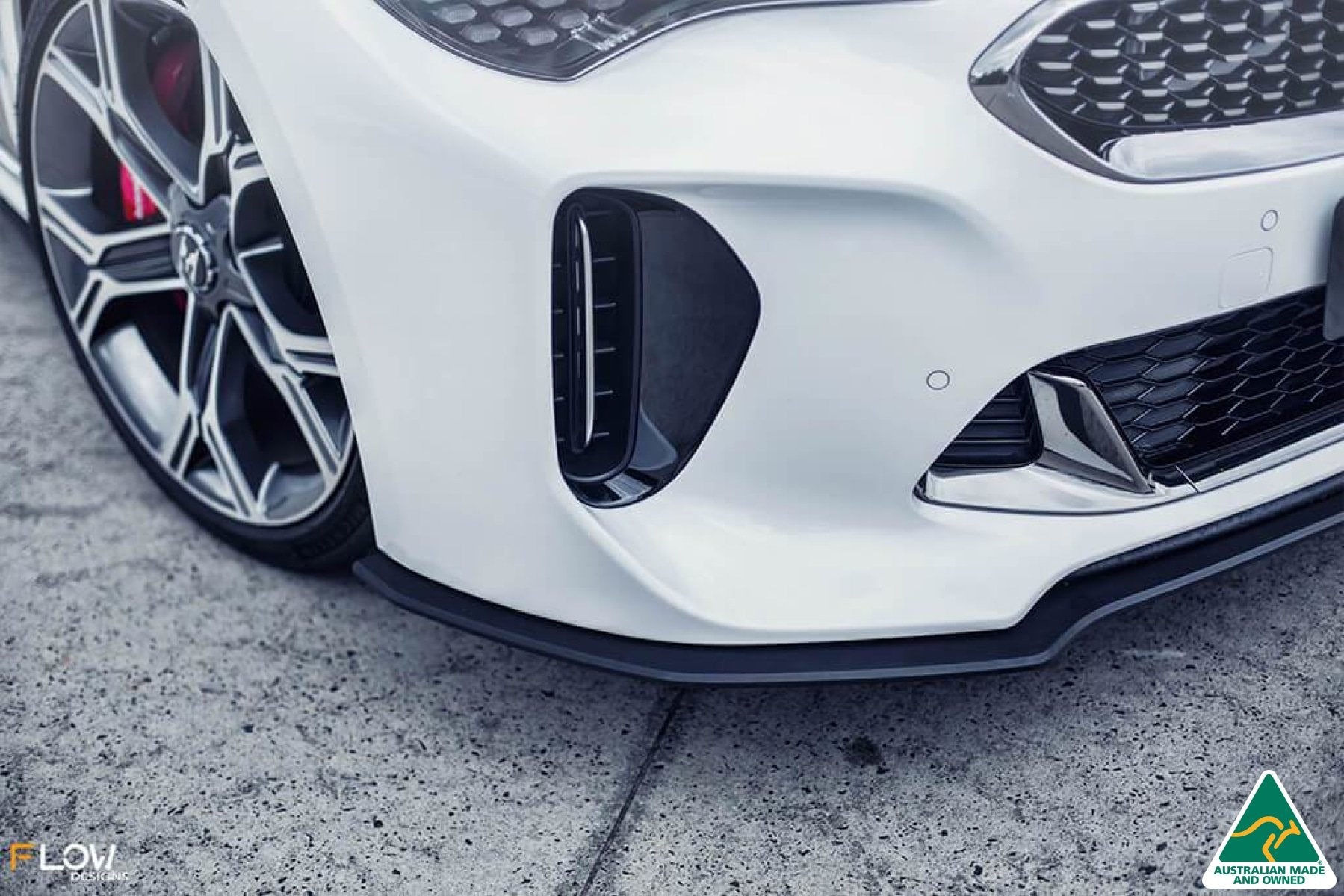 White Stinger CK GT Front Lip Splitter